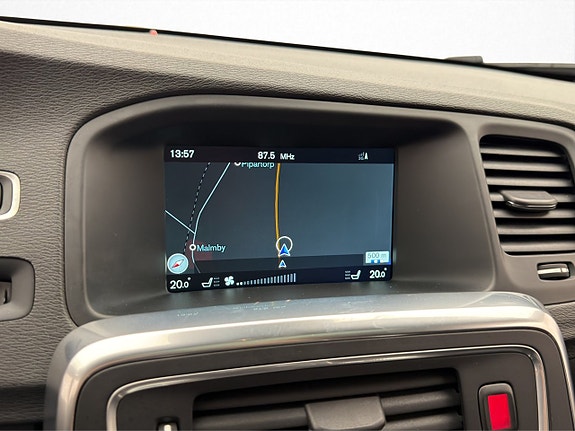 Volvo V60 15 of 27