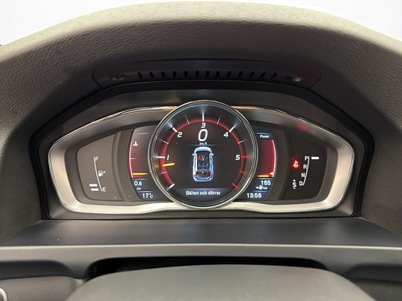 Volvo V60 16 of 27