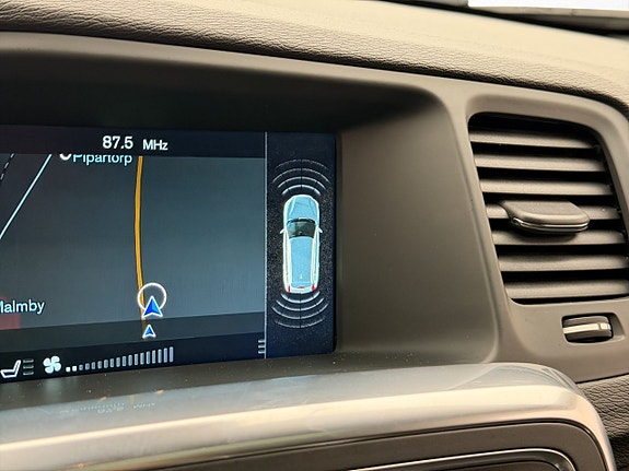 Volvo V60 17 of 27