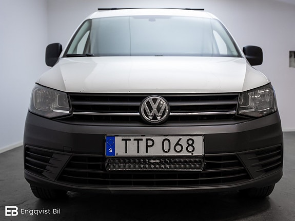 Volkswagen Caddy Maxi 2 of 5