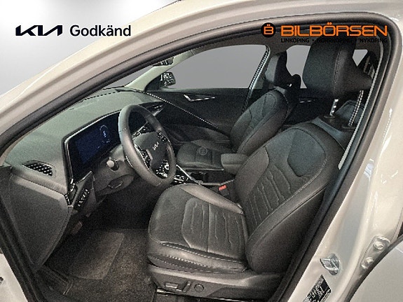 Kia Niro 8 of 16
