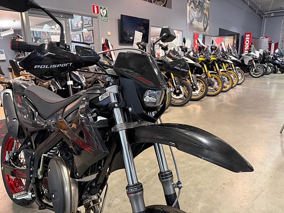 Rieju DRAC SM RS Nightrider 8 of 12