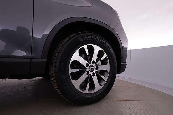 KGM Rexton 7 of 16