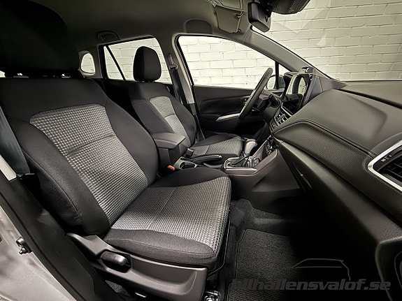 Suzuki S-Cross 8 of 12