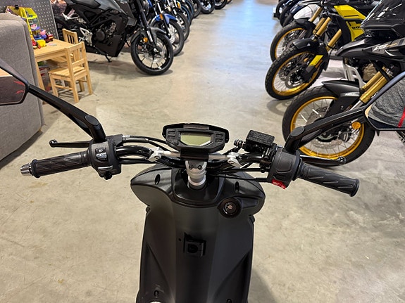 Peugeot Kisbee S Naked Streetzone #KAMPANJPRIS# 12 of 12