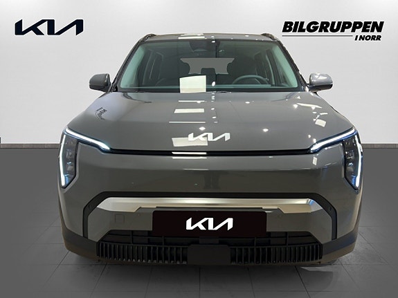 Kia EV3 2 of 5