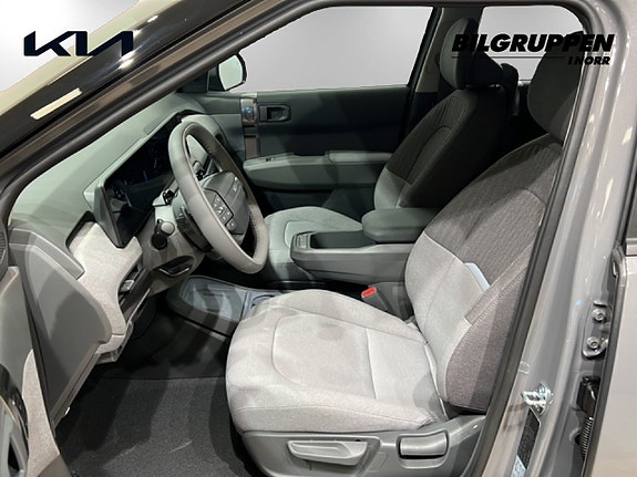 Kia EV3 8 of 16