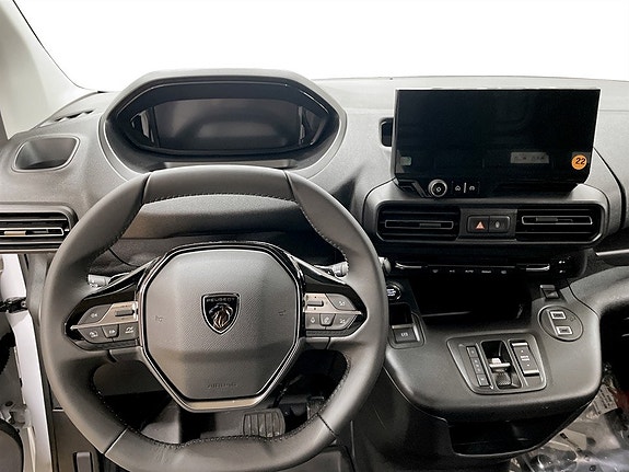 Peugeot Partner 3 of 8