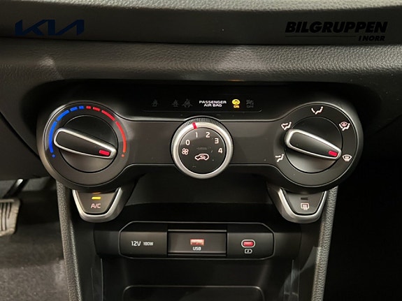 Kia Picanto 13 of 16