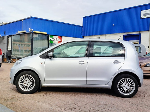 Volkswagen UP! 8 of 14