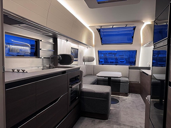 Adria ALPINA 583 LP 13 of 16
