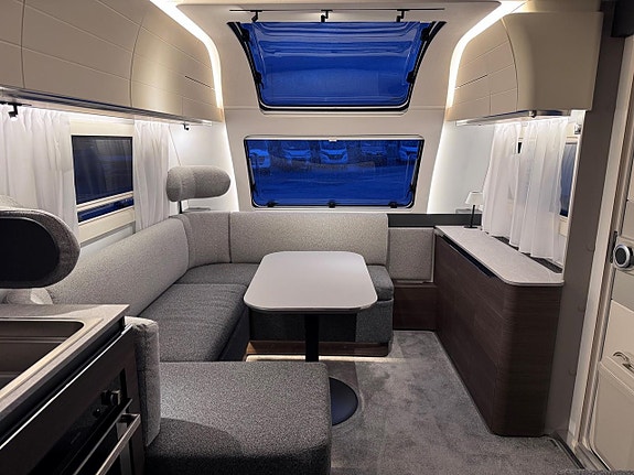 Adria ALPINA 583 LP 14 of 16