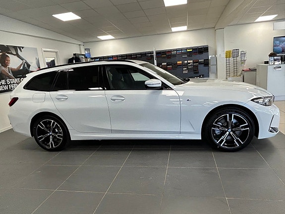 BMW 330e 2 of 5