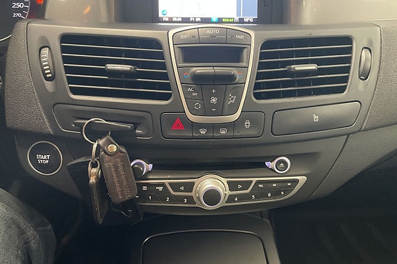 Renault Laguna 9 of 14