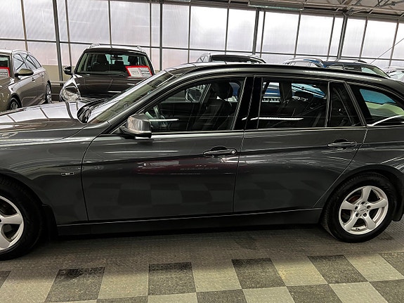 BMW 320 7 of 16