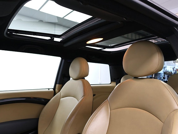 MINI Cooper S 16 of 21