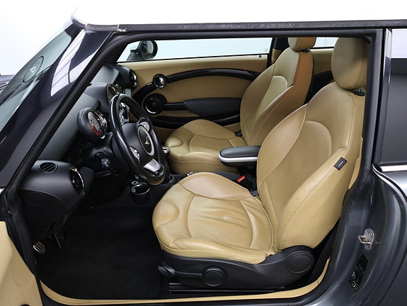 MINI Cooper S 9 of 21