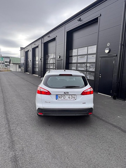 Ford Focus 4 of 8
