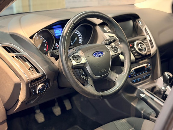 Ford Focus 6 of 26
