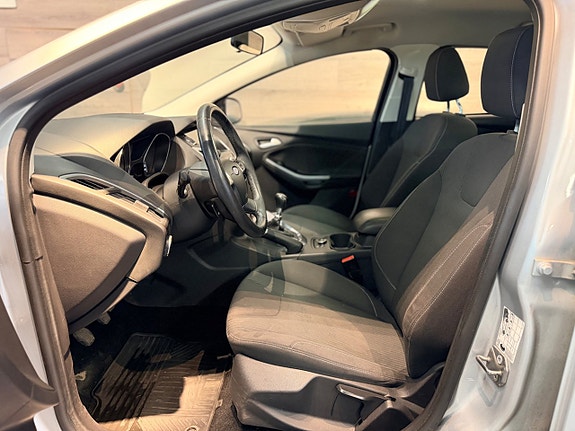 Ford Focus 7 of 26