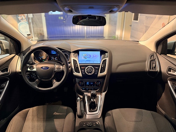 Ford Focus 11 of 26