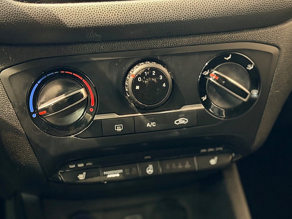 Hyundai i20 21 of 30