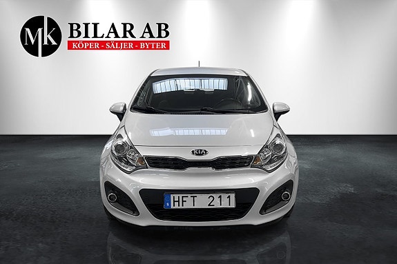 Kia Rio 2 of 10