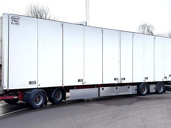 Ekeri 4 axlad Kyla FRC Ekeri Öppningsbar sida