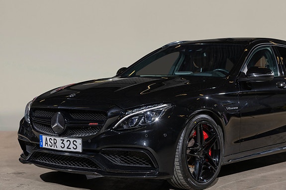 Mercedes-Benz AMG C63 S 8 of 30