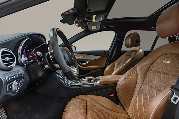 Mercedes-Benz AMG C63 S 10 of 30