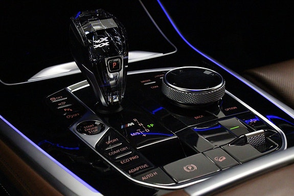 BMW X7 13 of 30