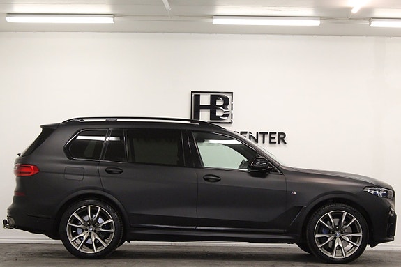 BMW X7 4 of 30