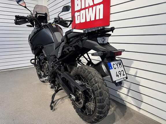 Suzuki DL 1050 DE V-Strom 4 of 6