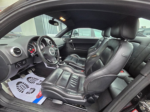 Audi TT 12 of 14
