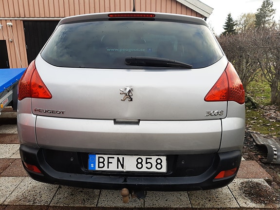 Peugeot 3008 3 of 5