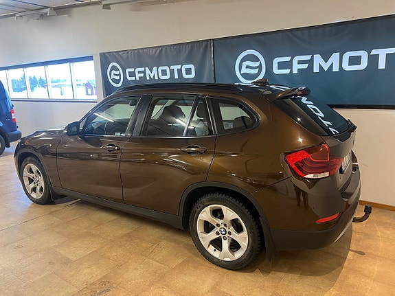 BMW X1 4 of 5