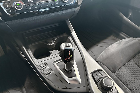 BMW 118i 12 of 12
