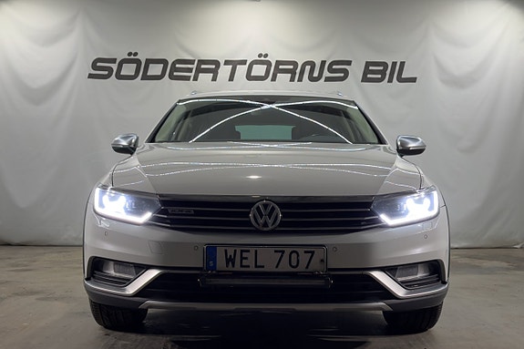 Volkswagen Passat Alltrack 4 of 5