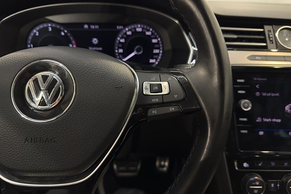 Volkswagen Passat Alltrack 12 of 23