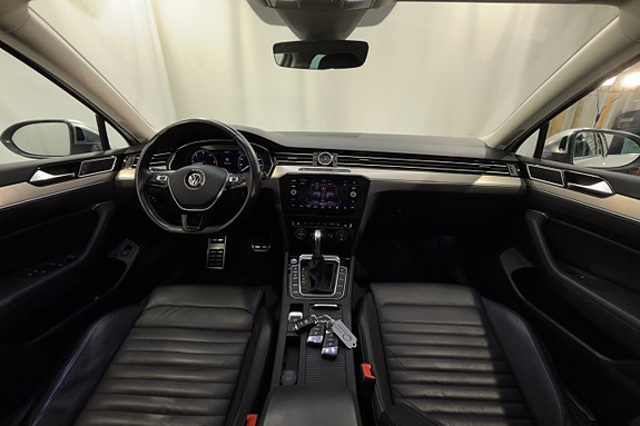 Volkswagen Passat Alltrack 13 of 23