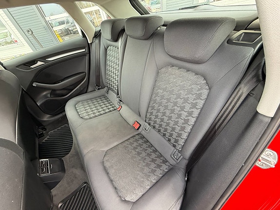 Audi A3 10 of 13