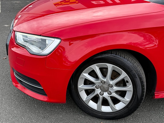 Audi A3 8 of 13