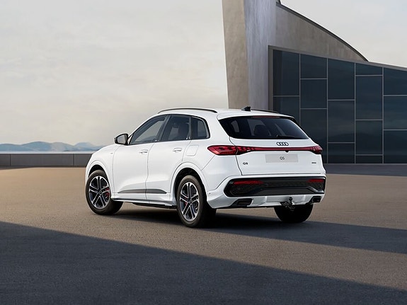 Audi Q5 3 of 5