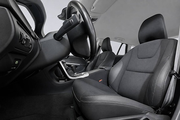 Volvo V60 9 of 22