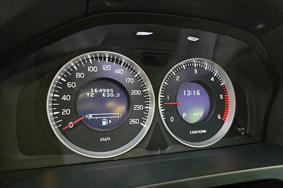 Volvo V60 14 of 22