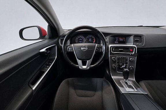 Volvo V60 11 of 22