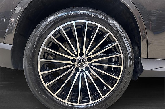 Mercedes-Benz GLC300 de 5 of 5
