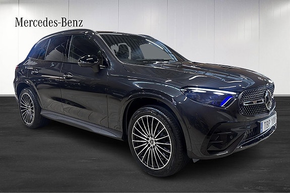 Mercedes-Benz GLC300 de 2 of 5