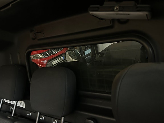Peugeot Partner 23 of 28