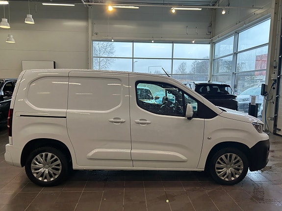 Peugeot Partner 8 of 28